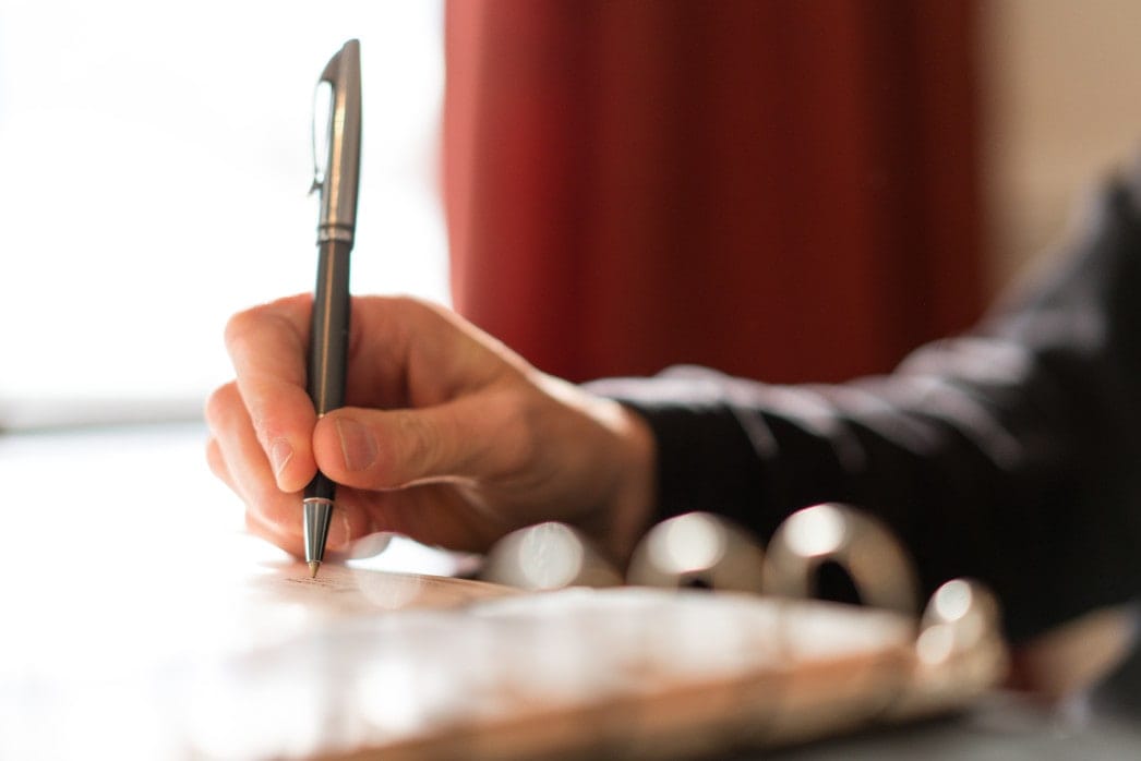 3 Things to Know BEFORE You Sign a Lease